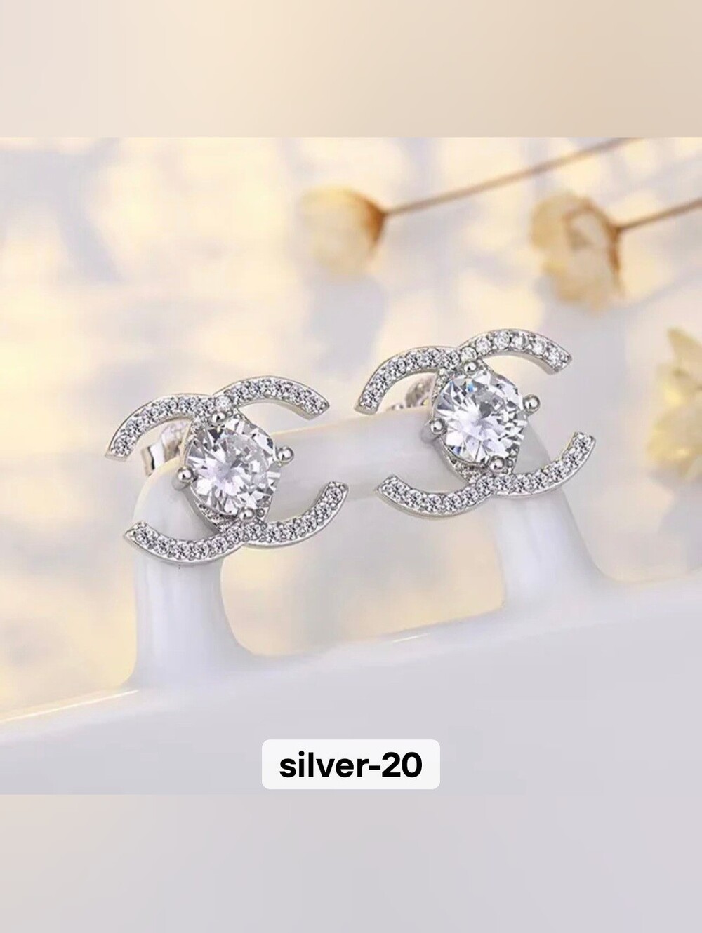 🩶🩶NEW🩶🩶 PRETTY!! S925 SILVER Round CZ Double C Earrings